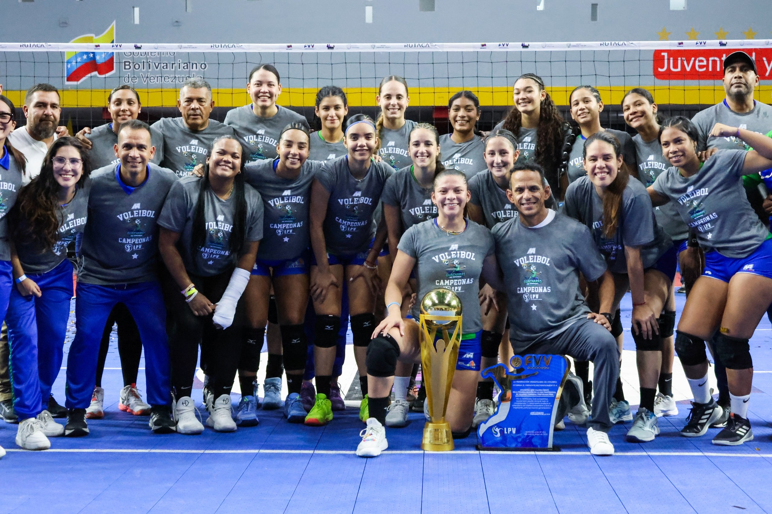 Guácharas campeonas de la Liga de Voleibol