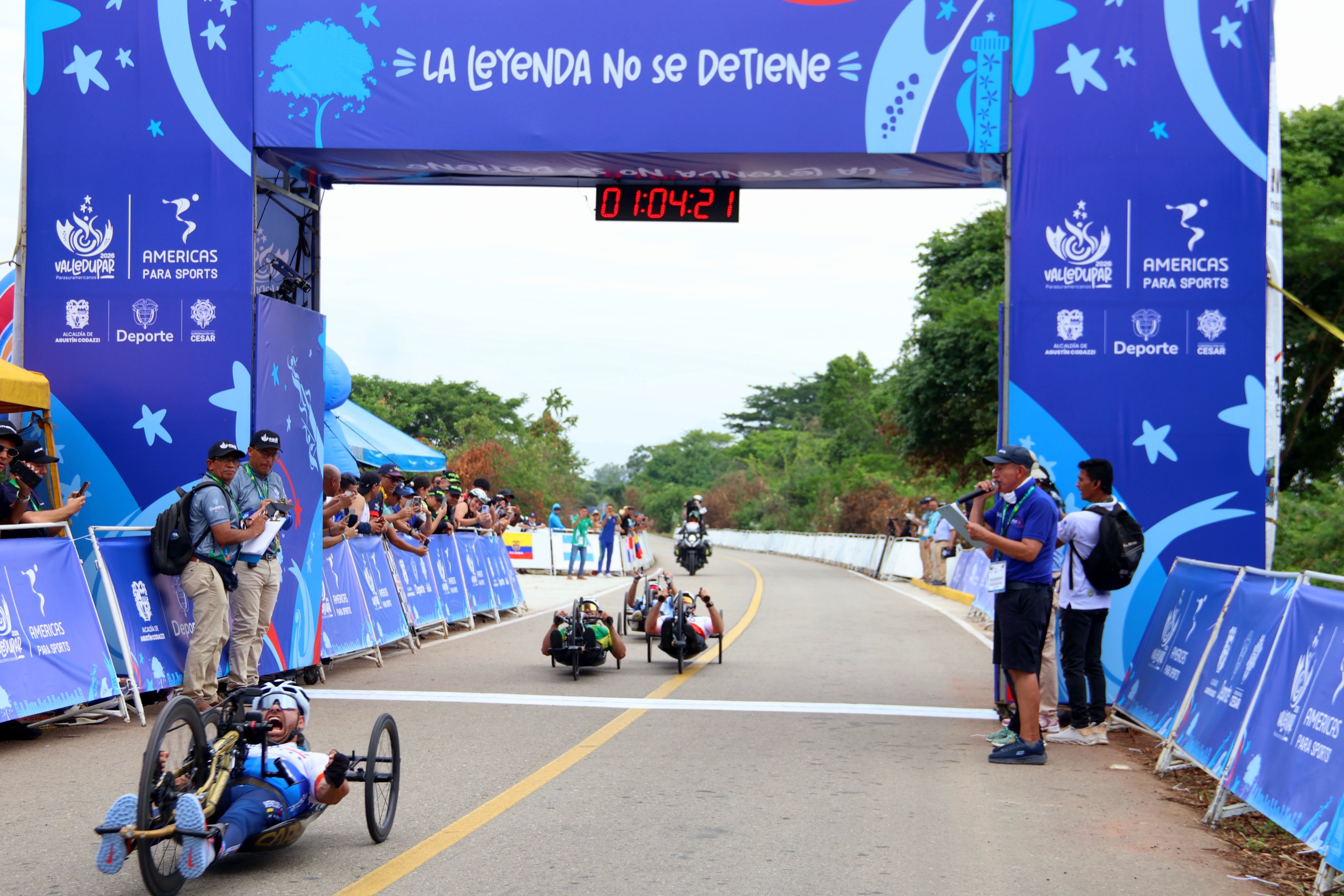 Espinoza consigue primer oro en Valledupar 