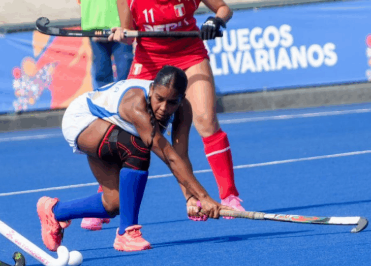 Hockey césped por podio en Santo Domingo