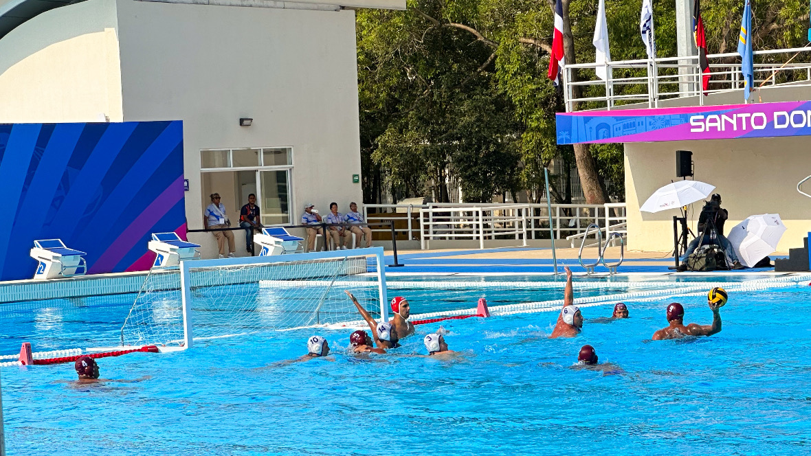 Polo acuático cerró actuación en Santo Domingo