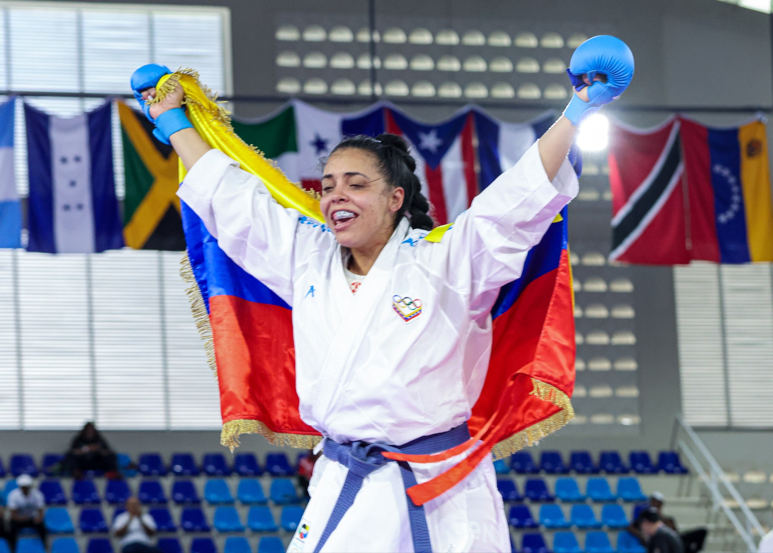 Oriana Rodríguez cerró con oro en karate