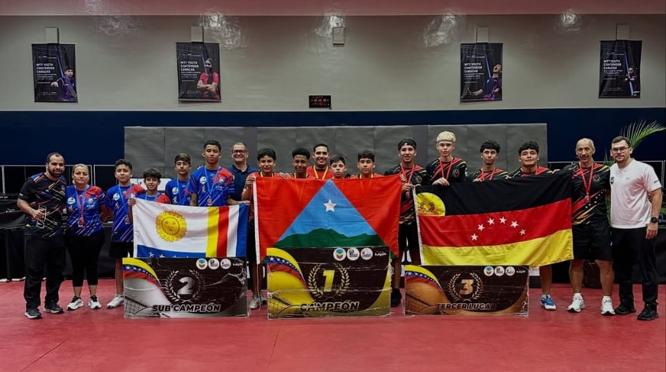 Caracas arrasó en Nacional de tenis de mesa