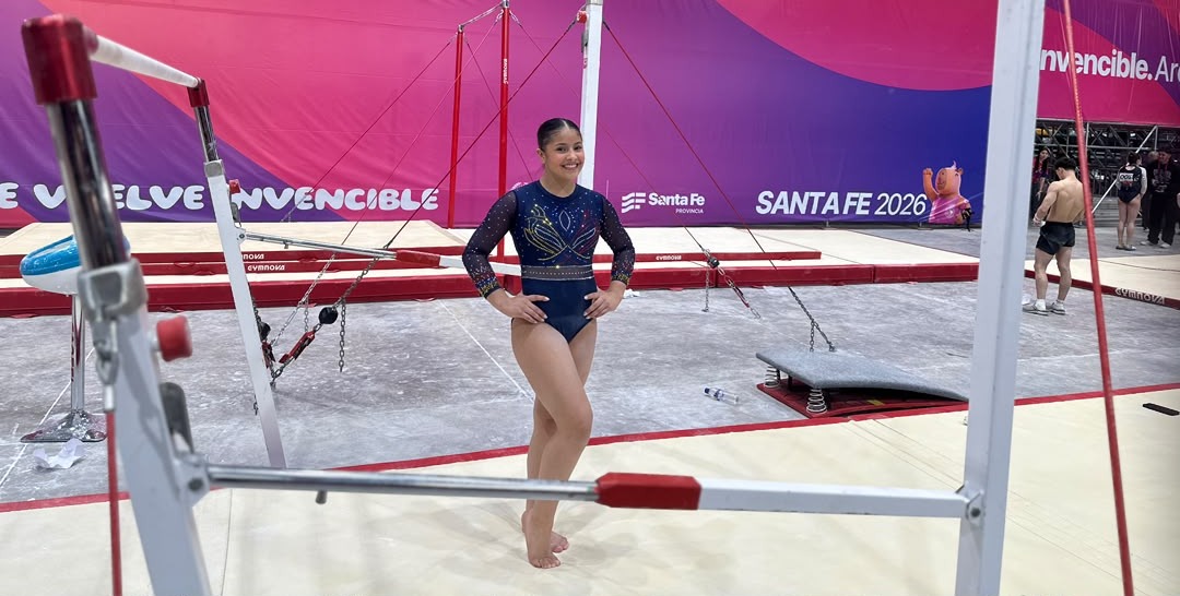 Oriana Fernández clasificó a final de salto