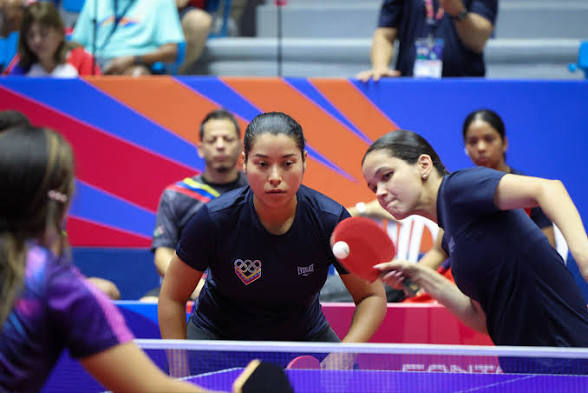 Tenis de mesa en choque internacional