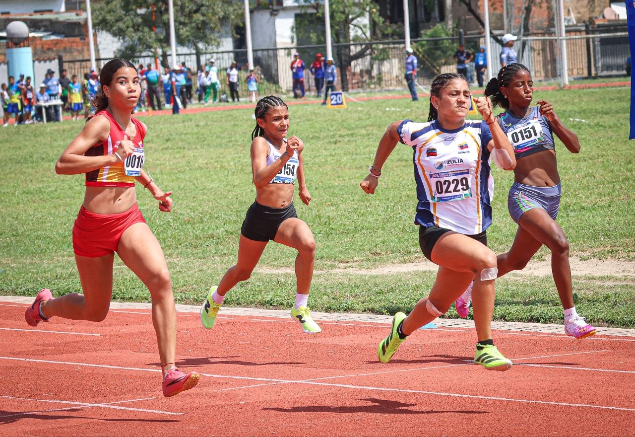 Atletismo mostró a sus promesas