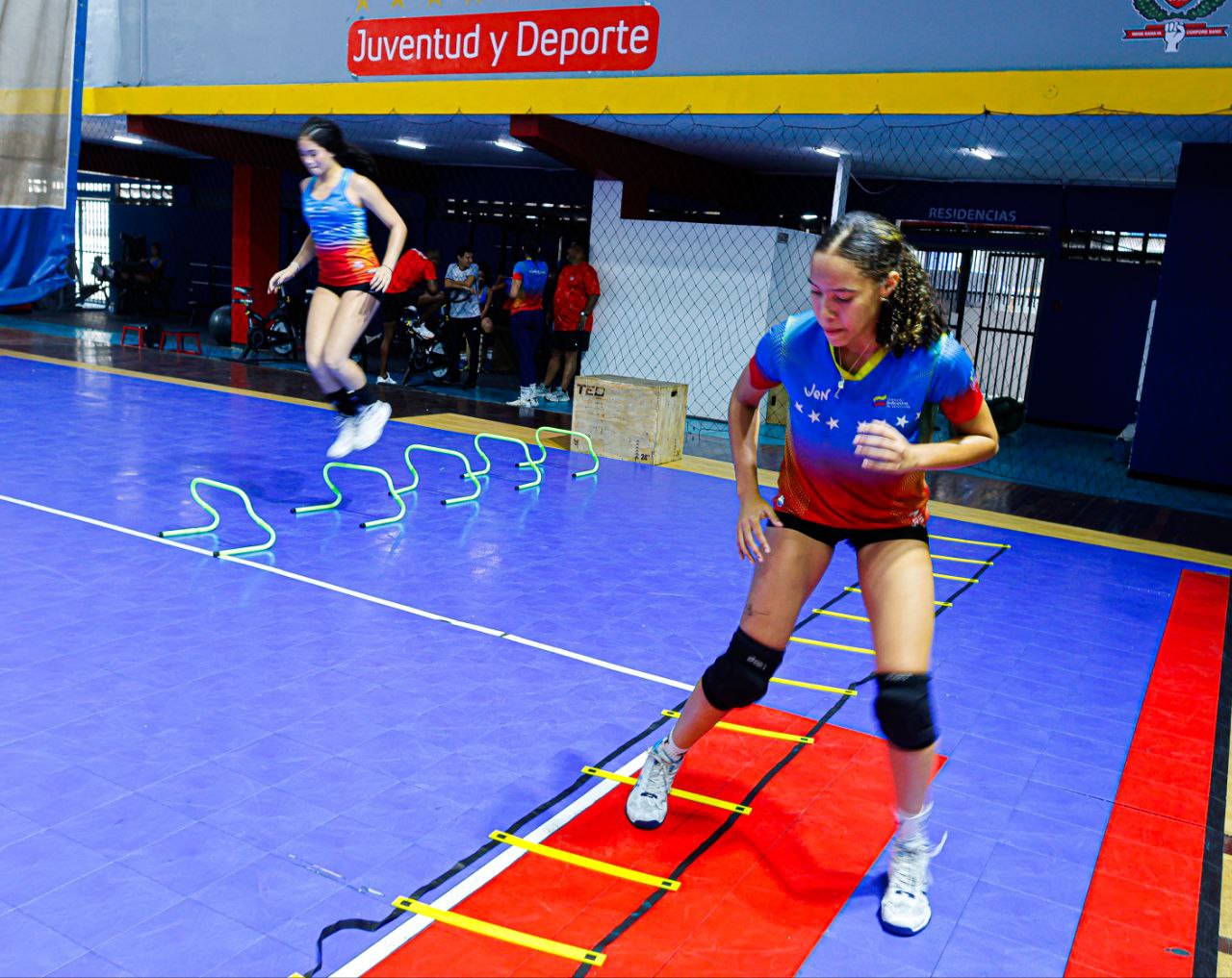 Sub-17 de voleibol inició preparación mundialista