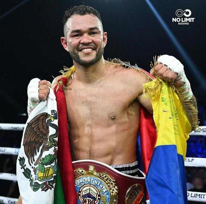 Saavedra nuevo campeón intercontinental de peso mediano de la WBO