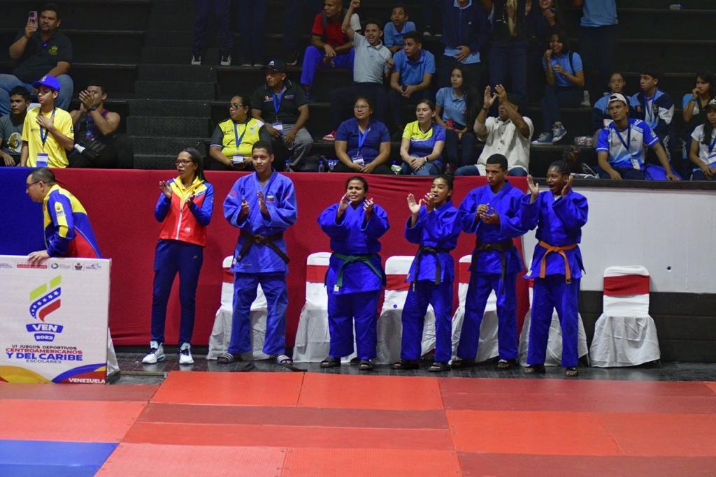 VENEZUELA GANA EL ORO POR EQUIPO EN JUDO