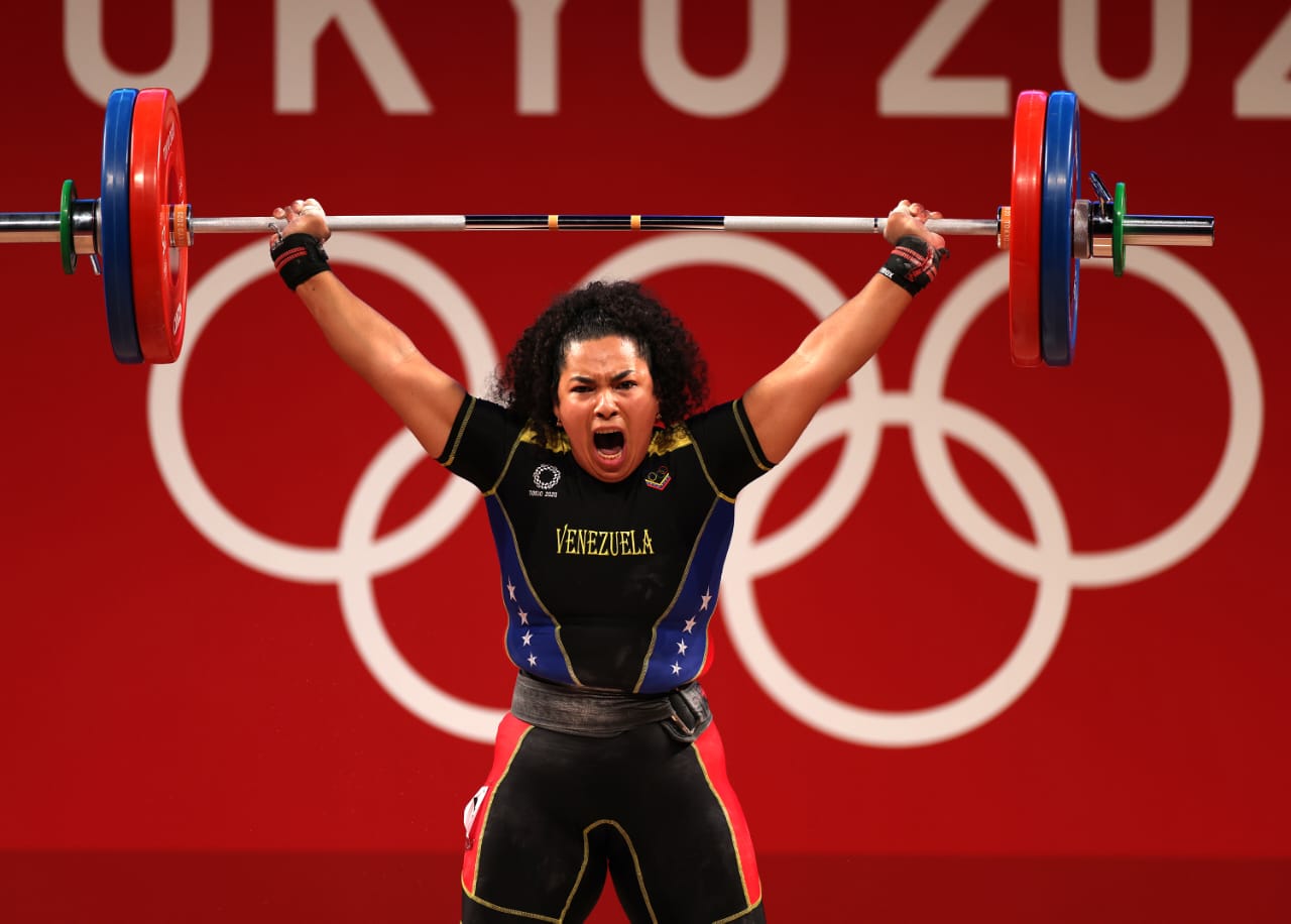 Naryuri Pérez, primera venezolana clasificada a tres Juegos Olímpicos en las pesas
