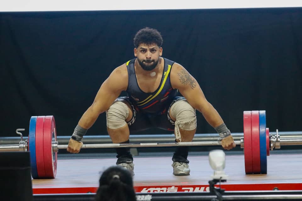 Jhohan Sanguino elevó su poder para obtener el oro en Ayacucho 2024