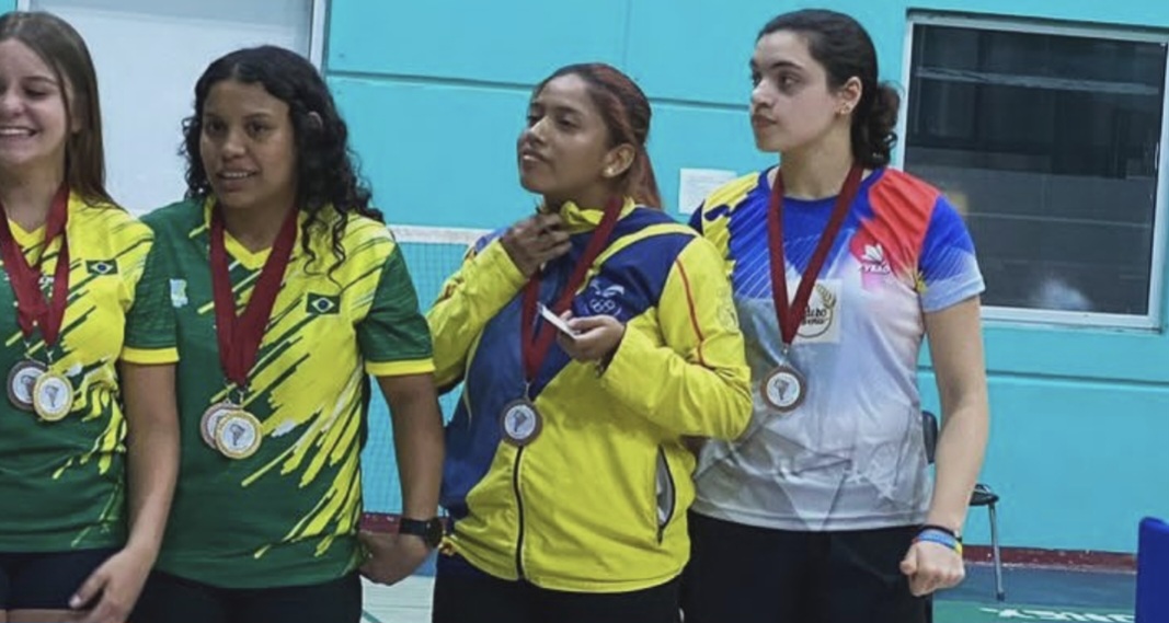 Giulia Dell'Acqua obtiene el bronce en el Suramericano de Bádminton
