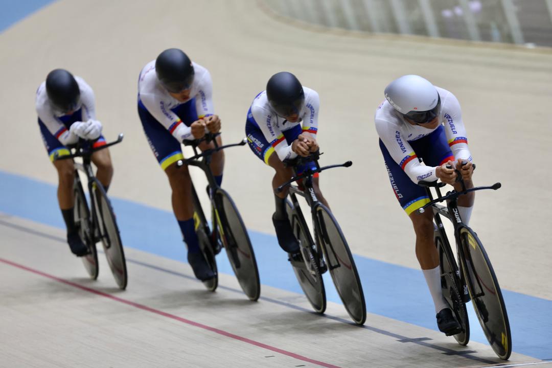 Venezuela luchó en el velódromo