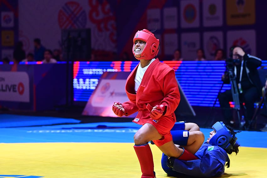 Luisaigna Campos brilla con plata en Chengdu