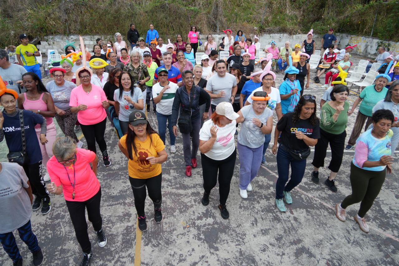 Caricuao activó a los adultos mayores