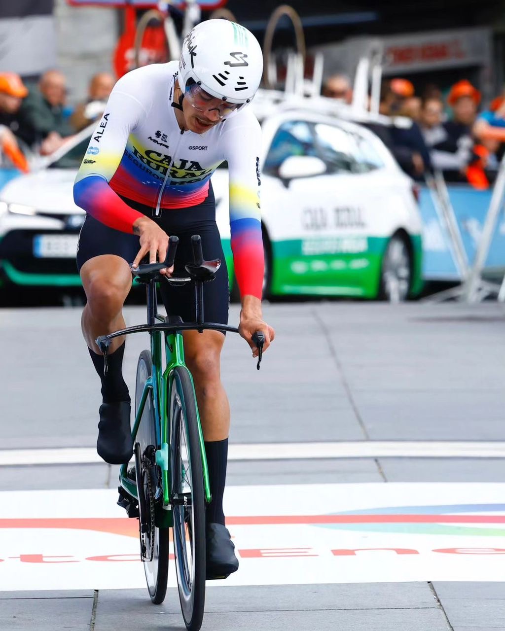 Final accidentado frustró cierre en sprint para Orluis Aular