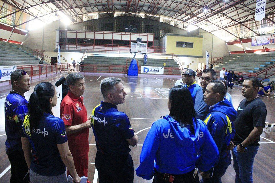 Recintos deportivos en Lara resplandecen