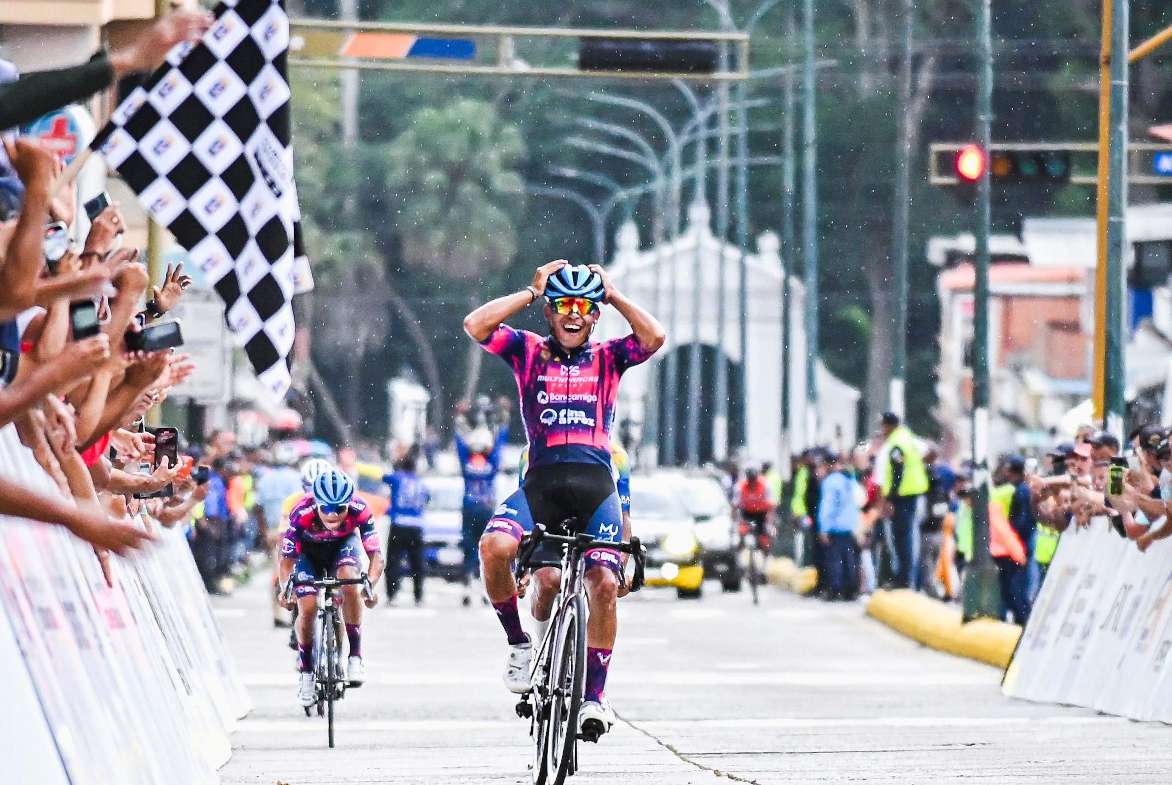 Gómez venció en sprint en San Felipe