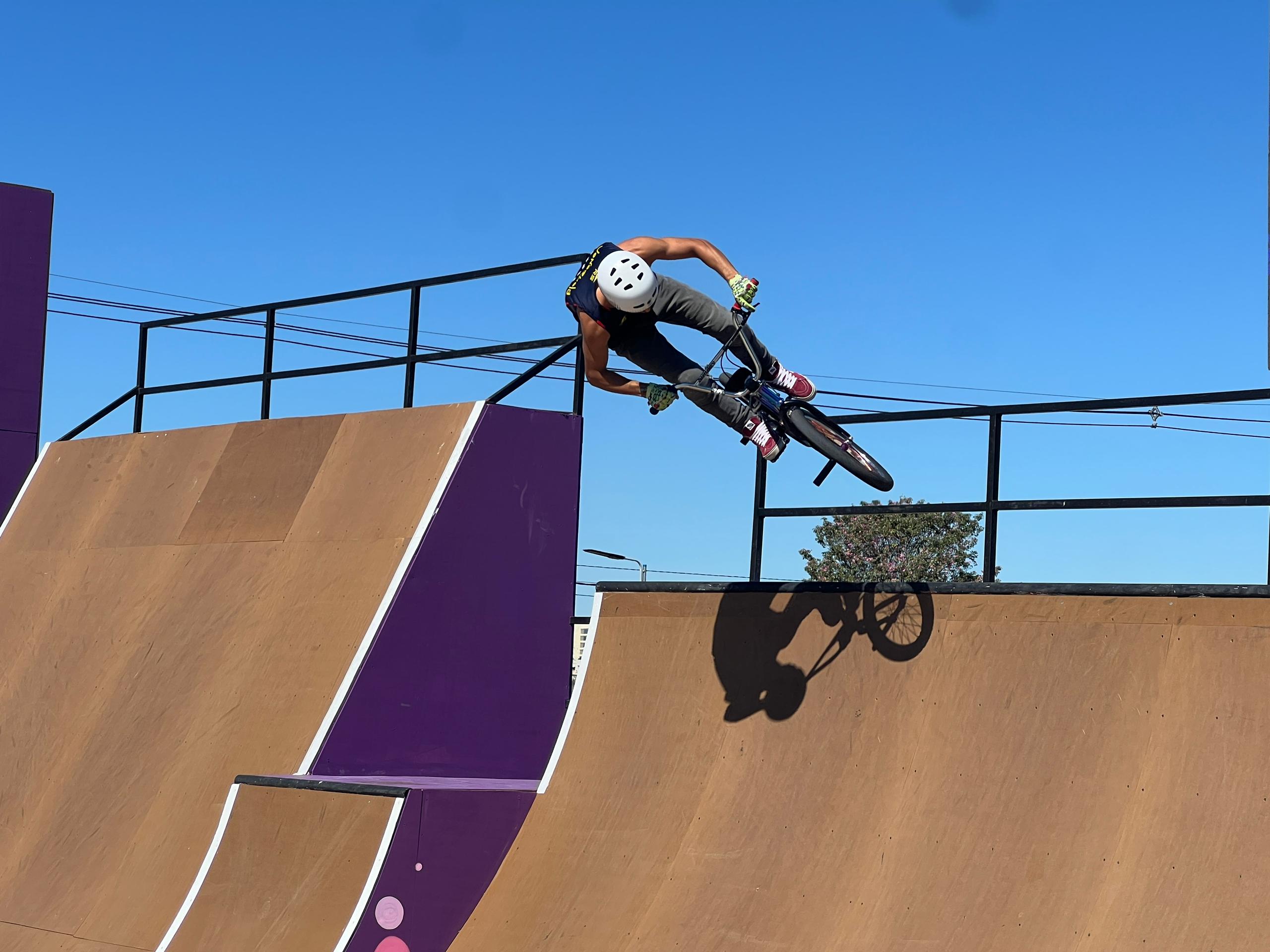 BMX estilo libre se instala en la final  