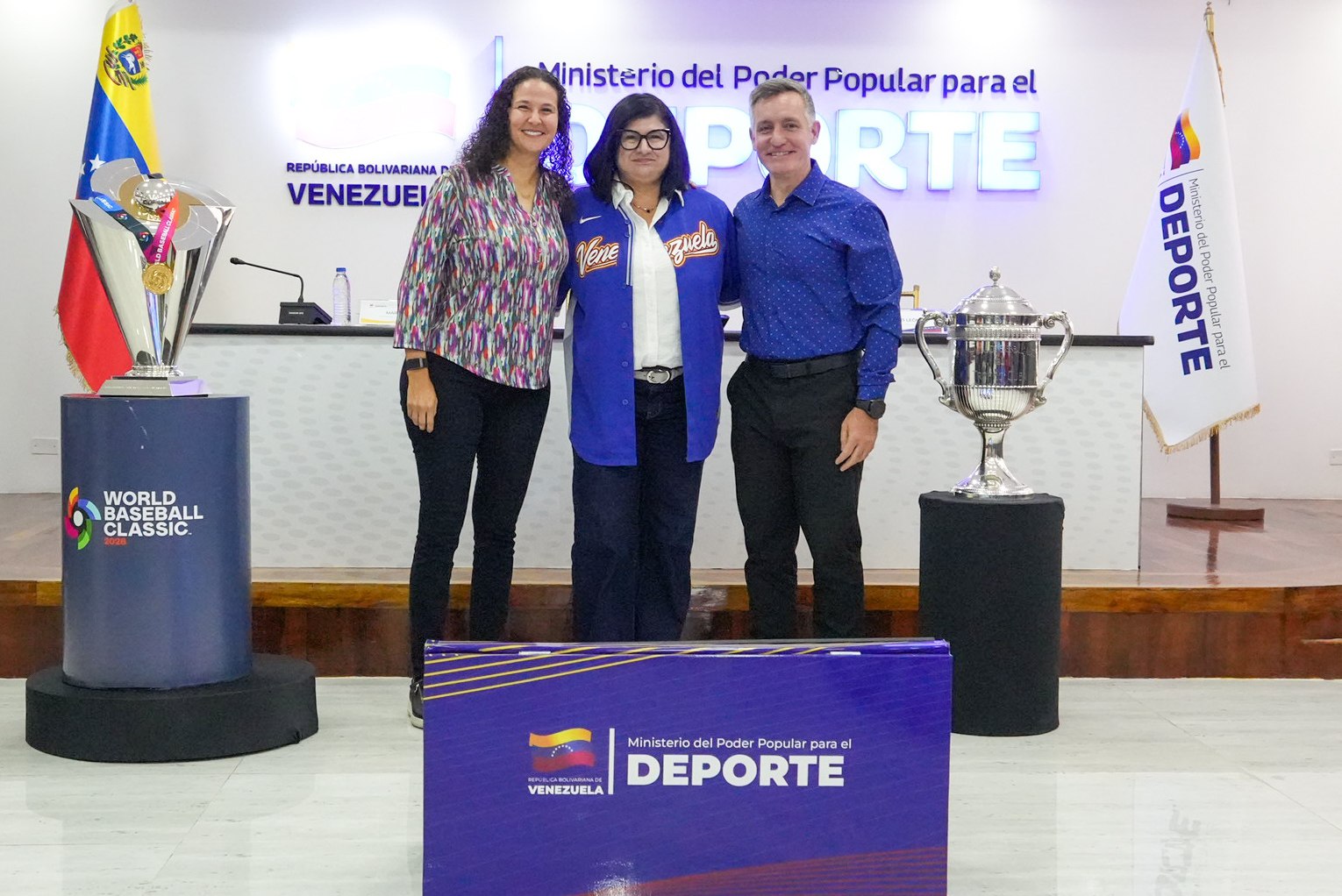 Remodelarán estadios para honrar a los campeones 