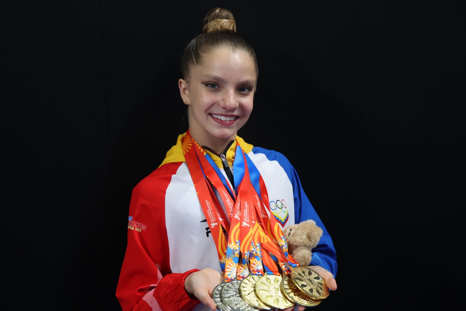 Jornada productiva de 18 metales de oro
