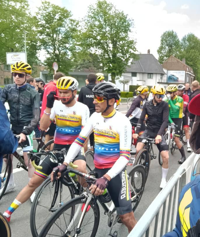 Paraciclismo se fogueó en Bélgica
