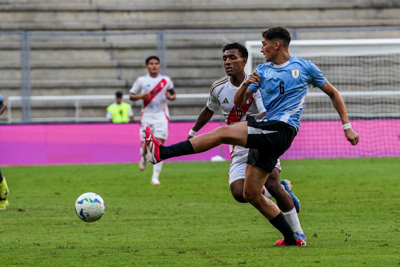 La potencia uruguaya gana y se mantiene invicta en el suramericano sub-20