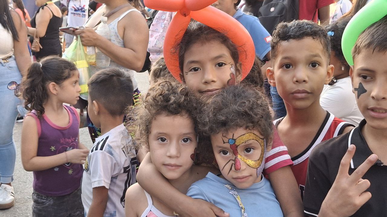 Ciudad Tiuna disfruta con santa alegría