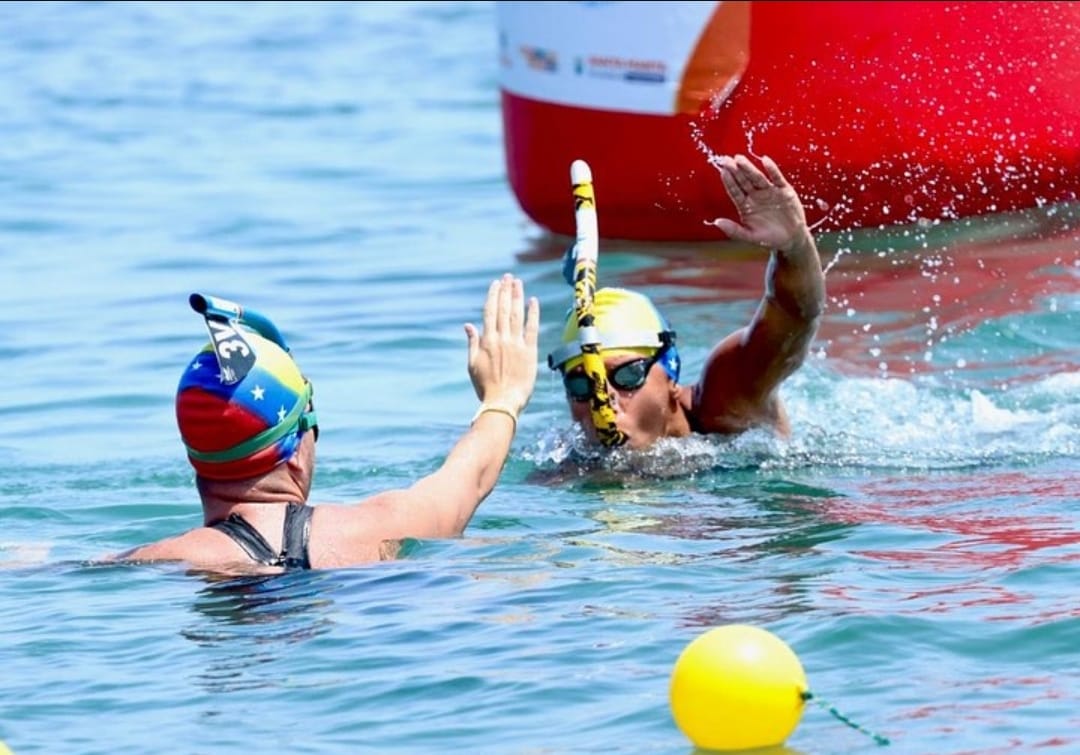 La Guaira recibe el primer Campeonato Nacional de Aguas Abiertas con Aletas