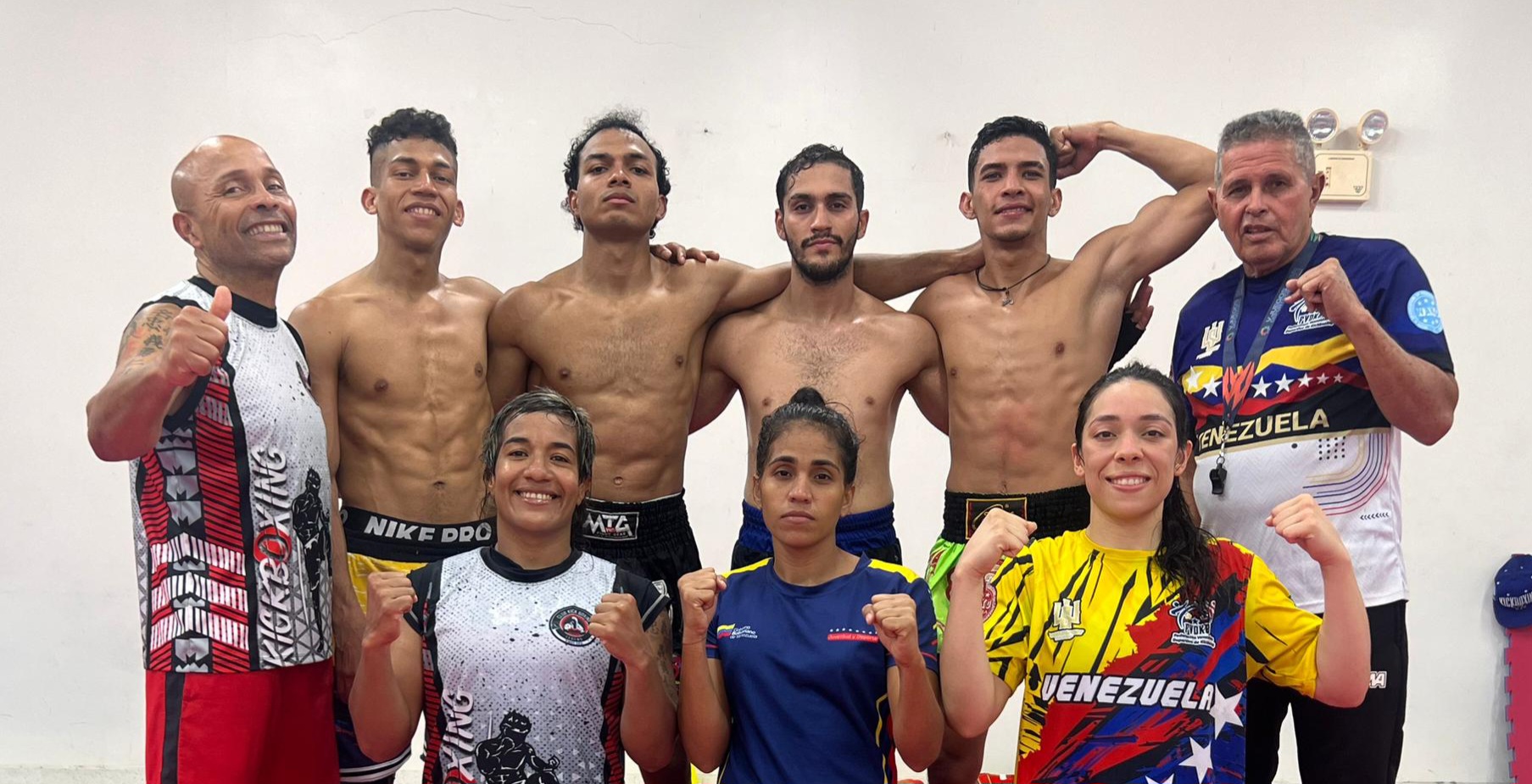 La selección de kickboxing lista para Ayacucho 2024