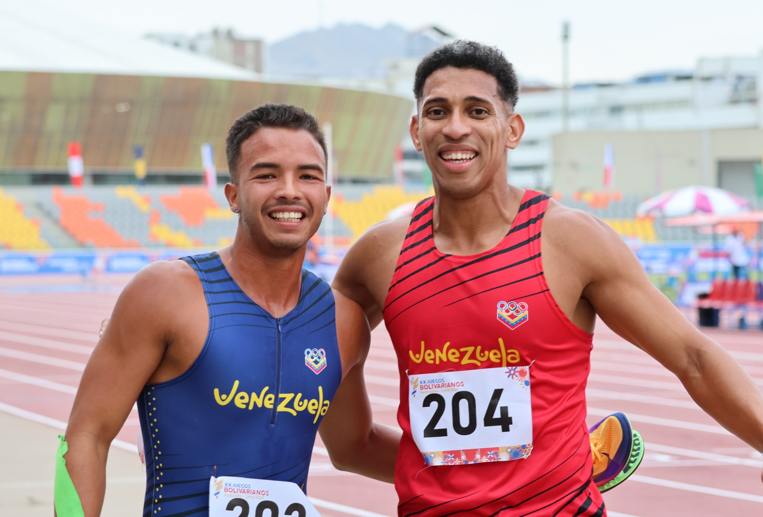 Doble podio con plata y bronce en el decatlón