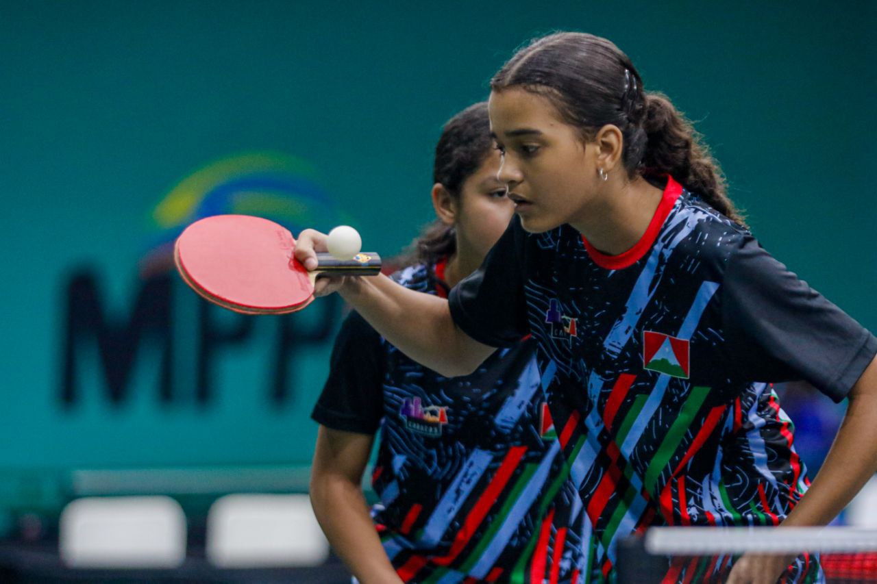 Caracas aumentó frutos en tenis de mesa