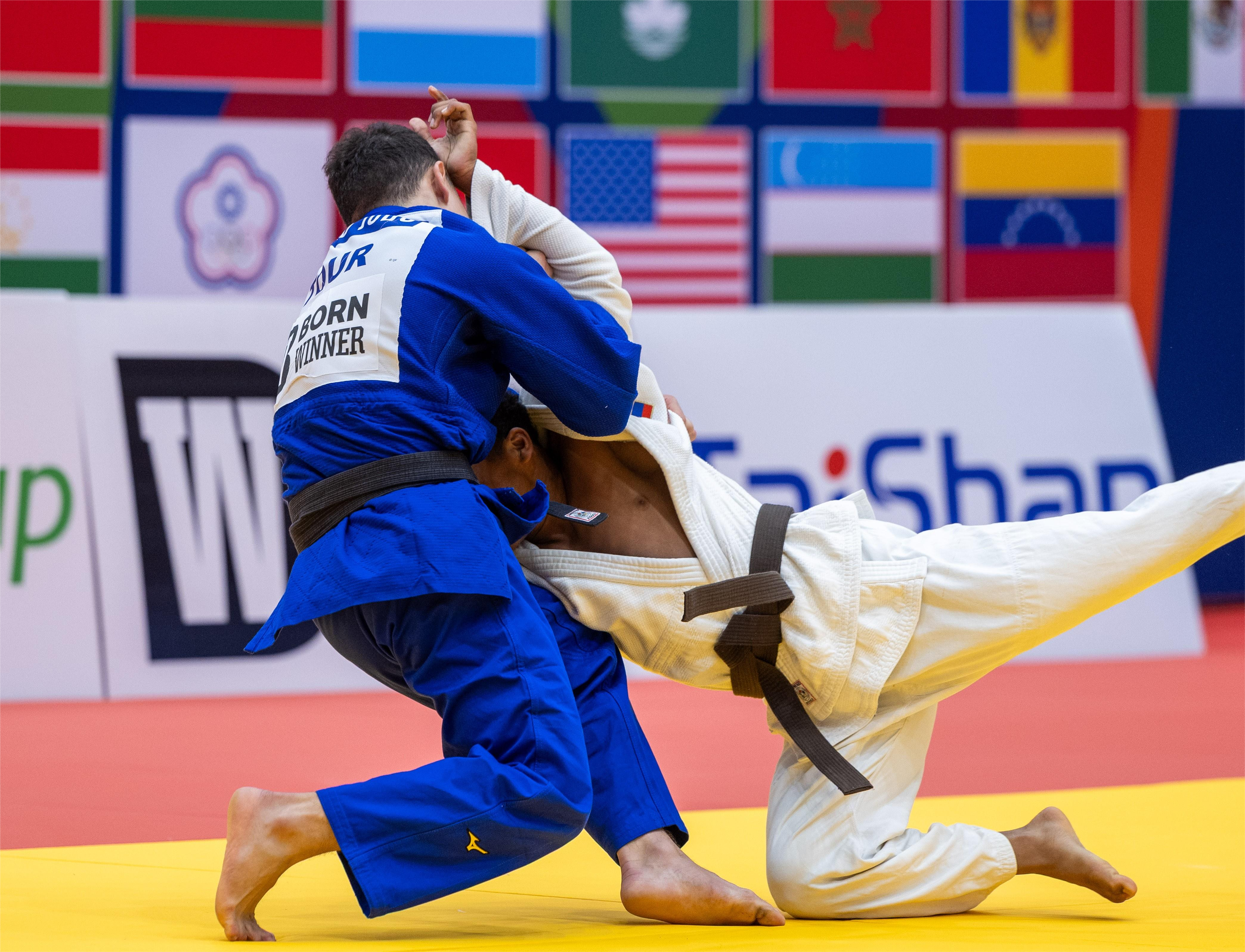 Judo combate en el Mundial de Cadetes