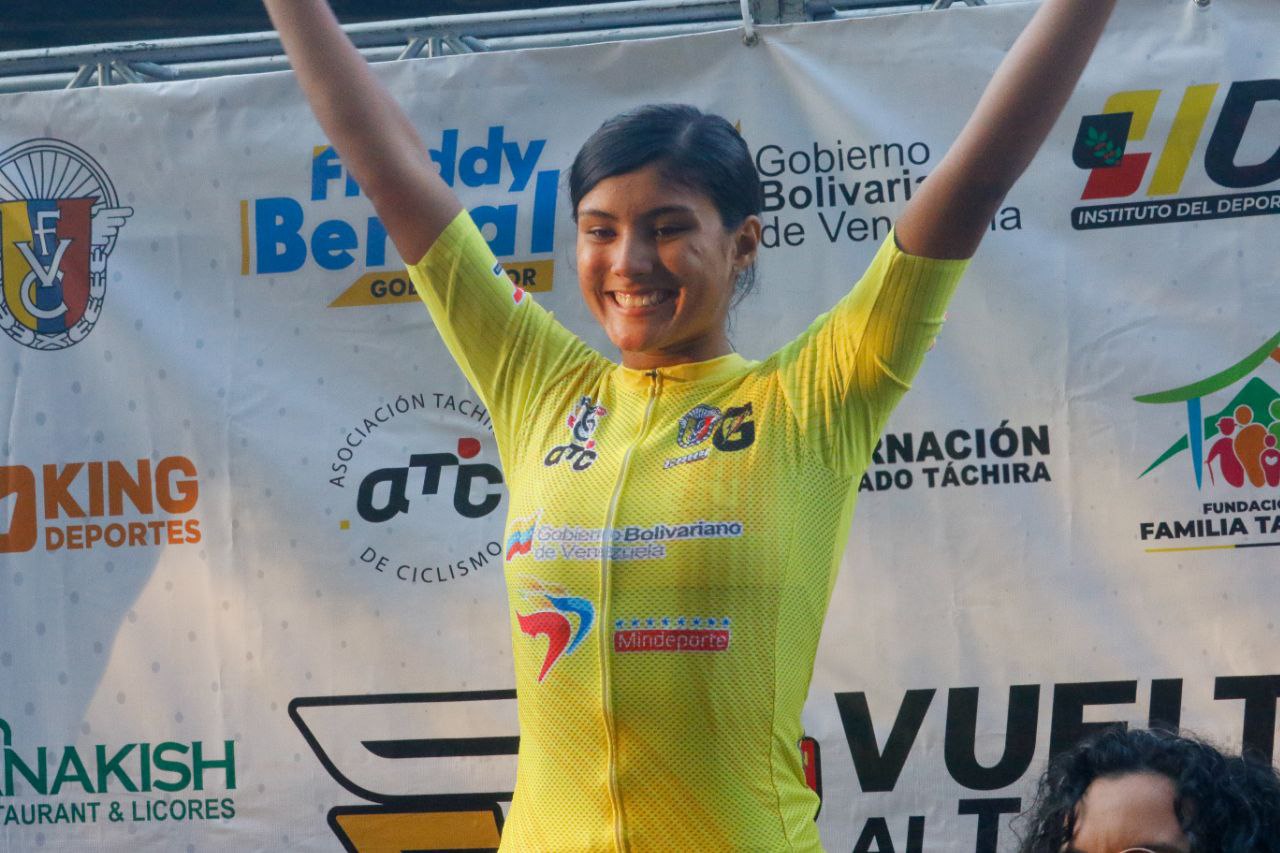 Johaneth Vargas reescribe la historia del Clásico Femenino en la Vuelta al Táchira 2025