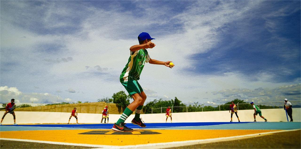 Beisbol cinco en recta final de clasificación