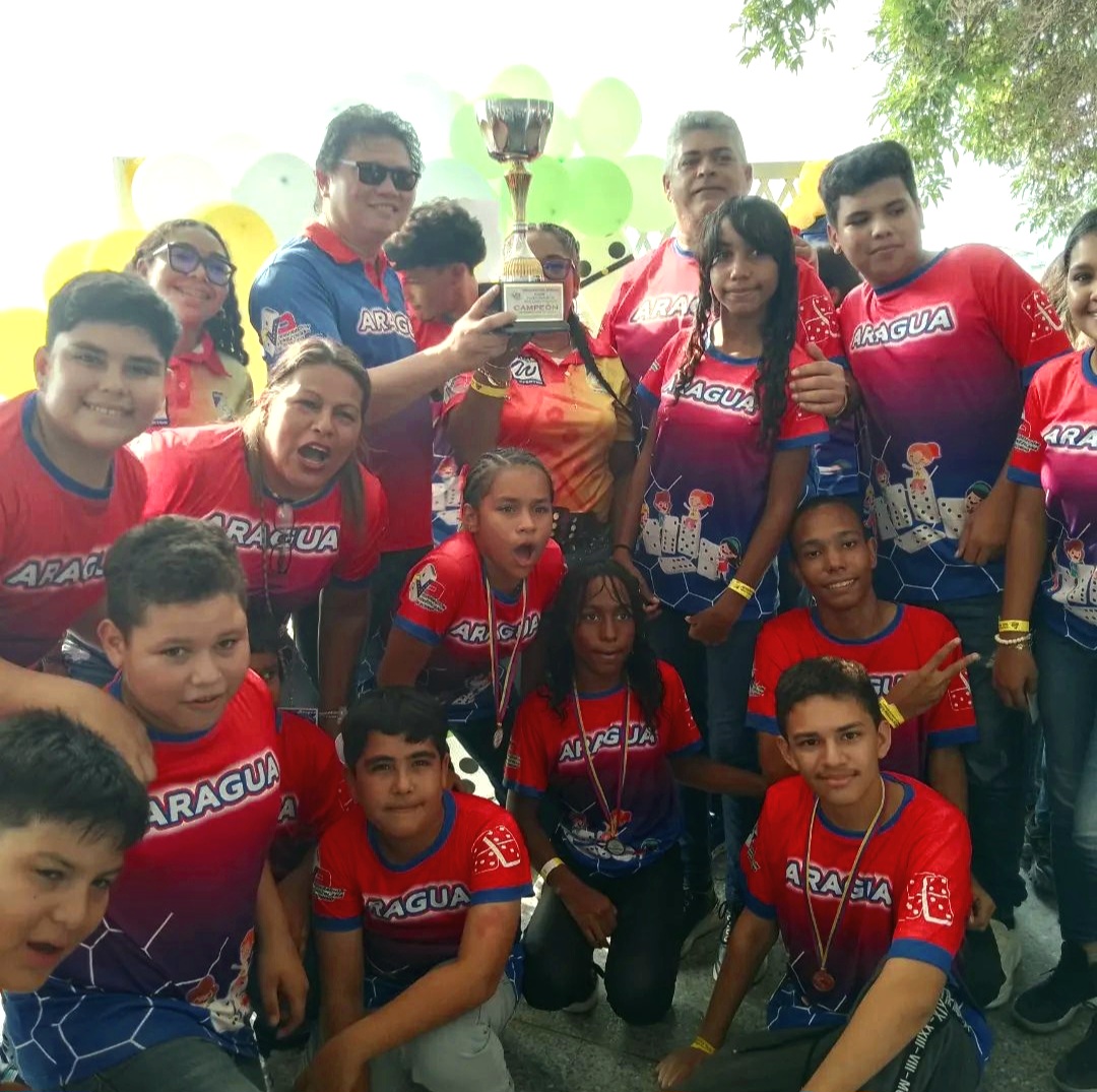 Aragua campeón nacional en Dominó