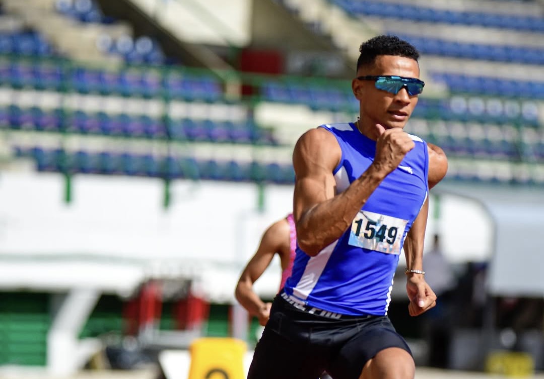 Kelvis Padrino renació en 400 metros