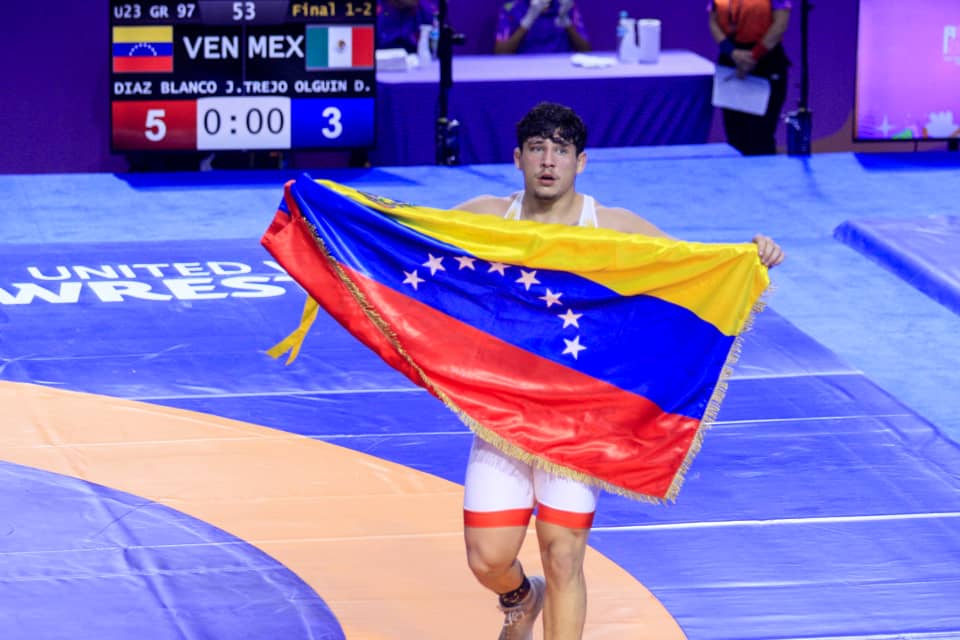 Lucha cerró con bronce su gran cosecha