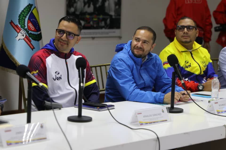Se realizó primer encuentro nacional de deporte universitario en el IND