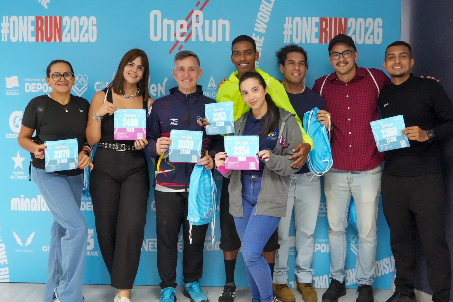 Corredores recibieron kit para la One Run