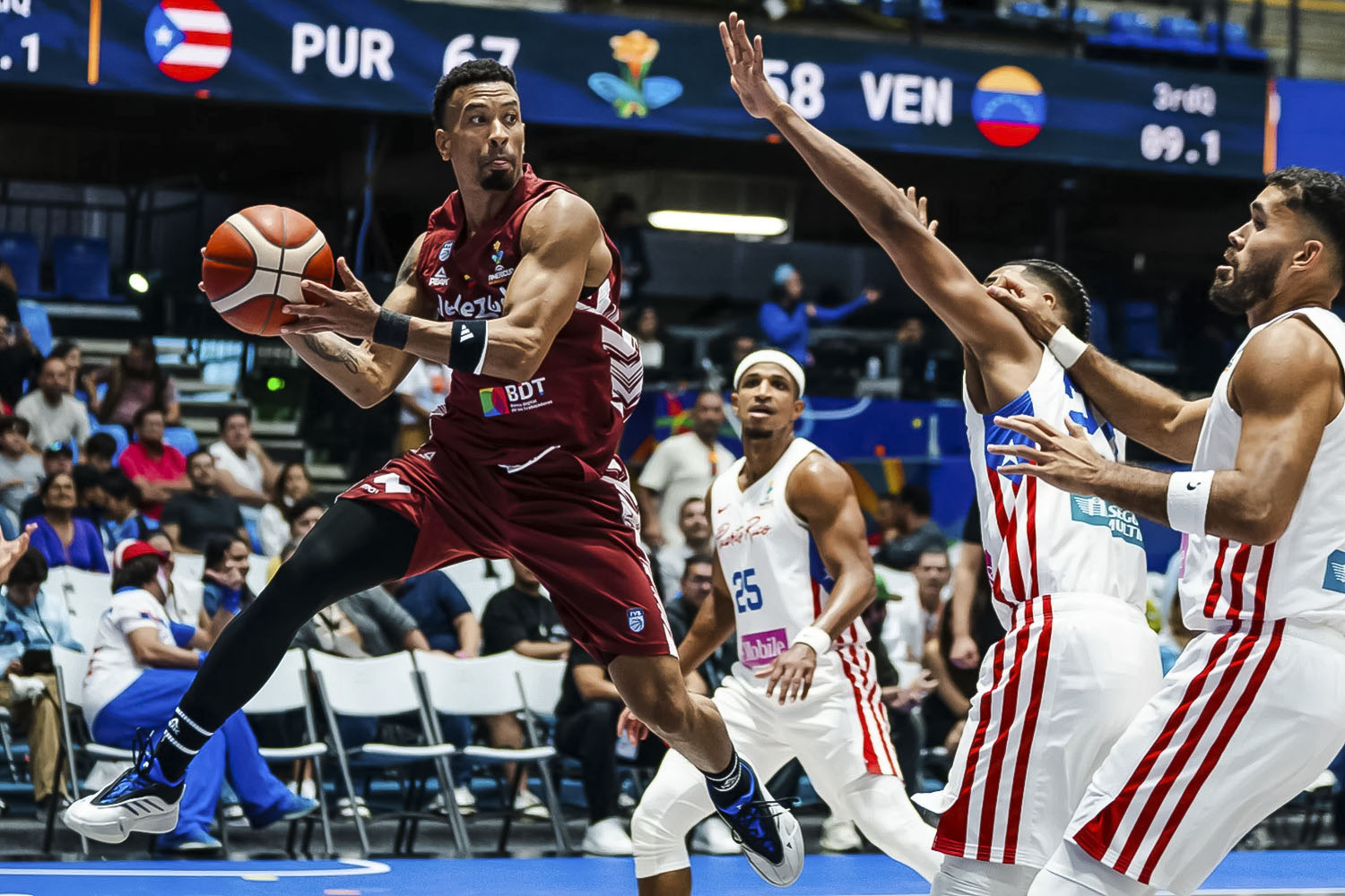 Vinotinto Parque Miranda