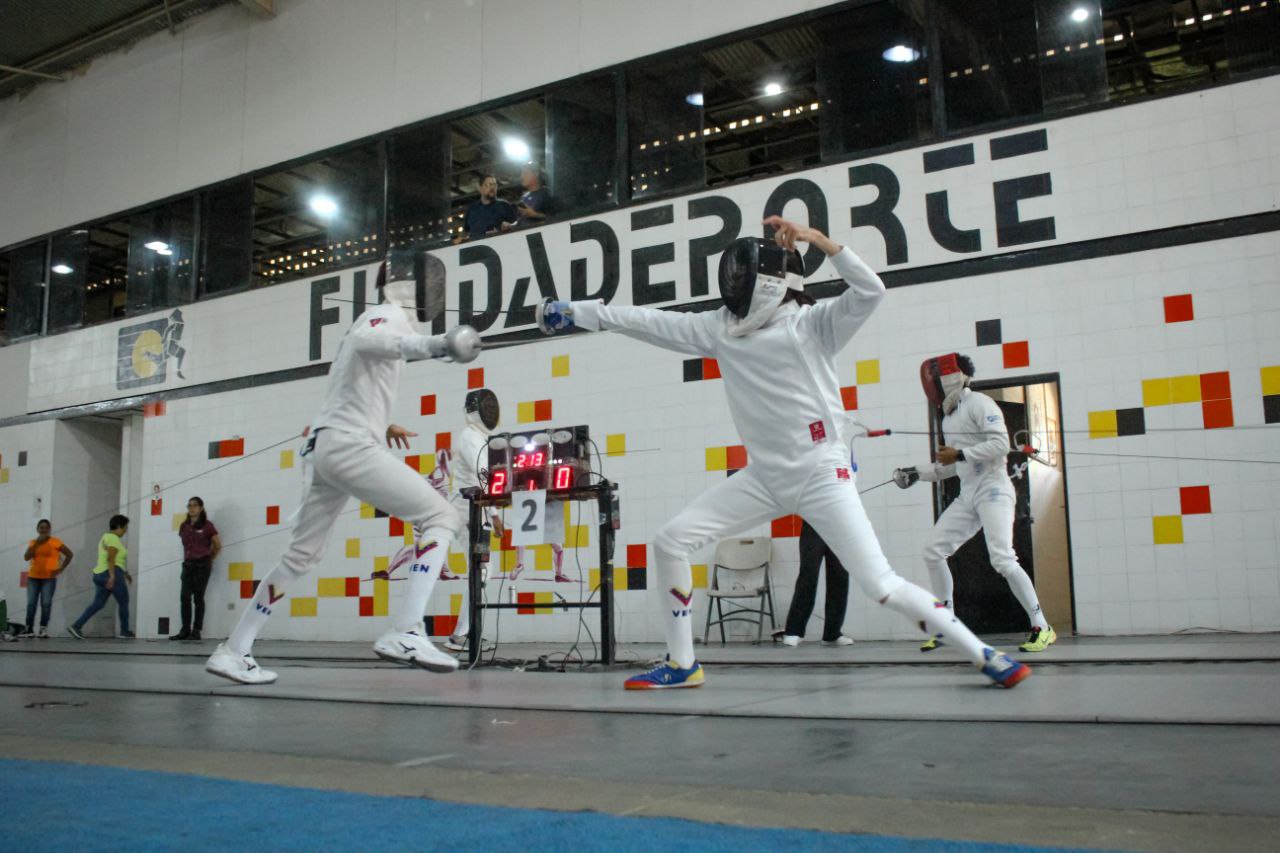 Carabobo triunfa en nacional de esgrima